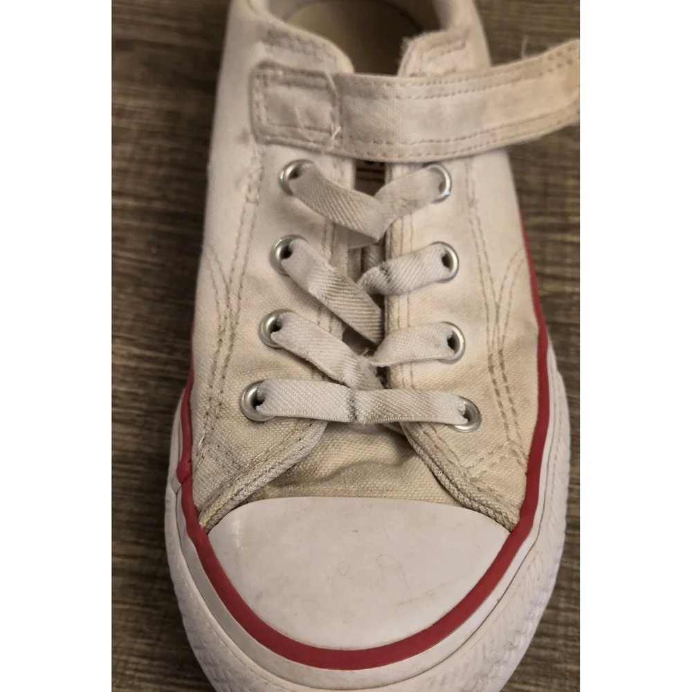 Converse Chuck Taylor All Star Sneakers Youth Size 3 Hook & Loop Closure